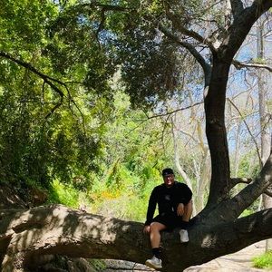 Meet your Posher, Izequiel